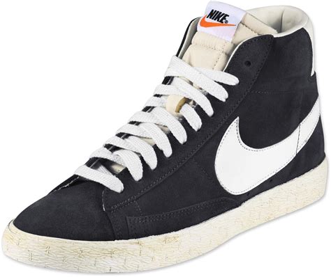 nike blazer mid schwarz weiß 444|Nike Blazer Mid feet.